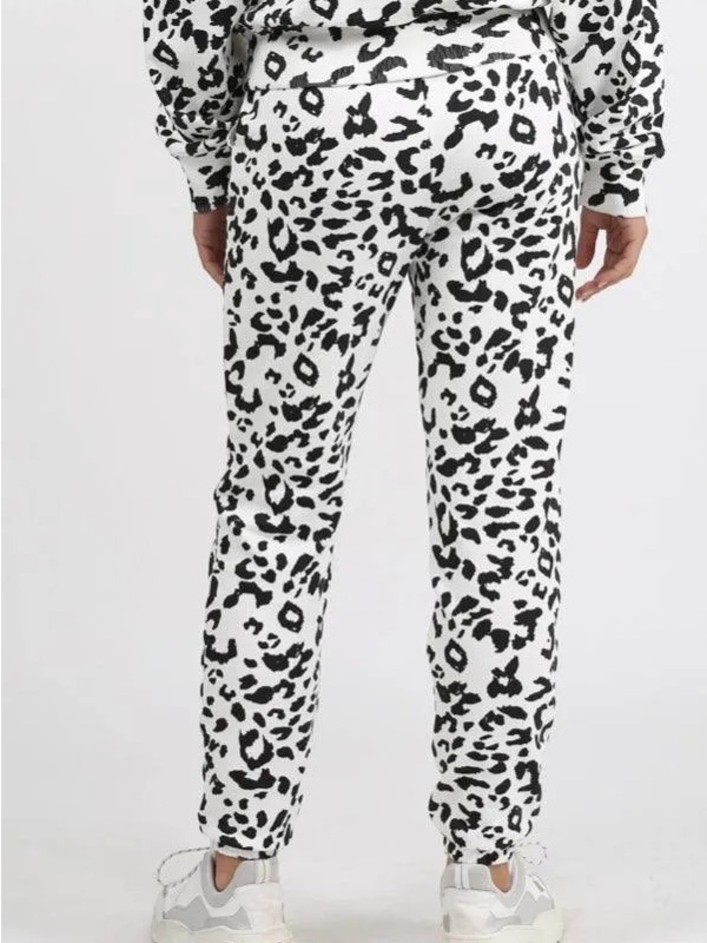 Brunette the Label - Snow Leopard 🐆 Best Friend Jogger SET (NWT) *Two Pieces* - Picture 15 of 16